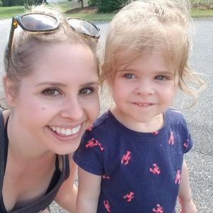 Meet your Posher, Stephanie